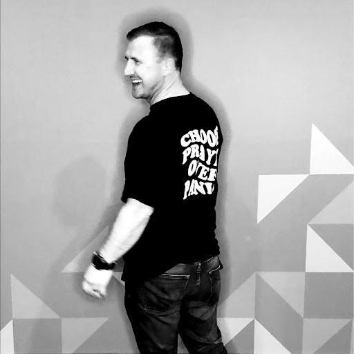 Clint Moore Photo 9