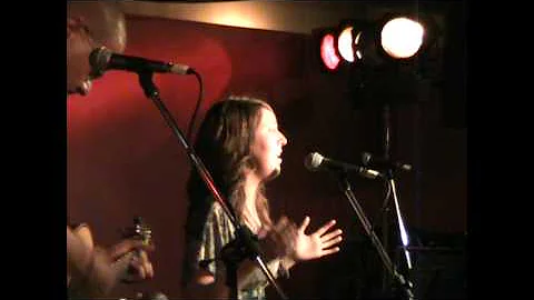 Lisa Manis Photo 25