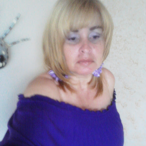 Gladys Cruz Photo 12