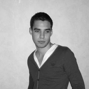 Benjamin Deal Photo 7