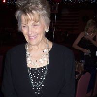 Geraldine Hicks Photo 9