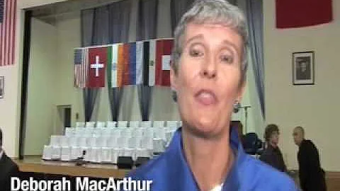 Deborah Macarthur Photo 19