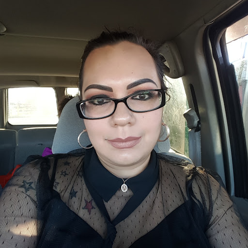 Jennifer Garcia Photo 18