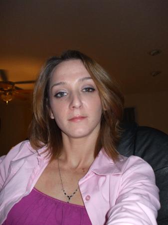 Kelly Logan Photo 17