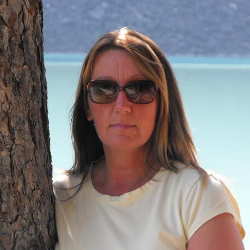 Jennifer Hayward Photo 15