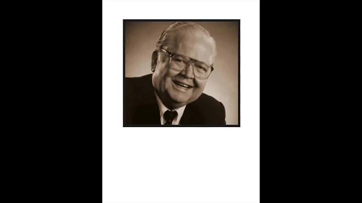 Kenneth Reeves Photo 37