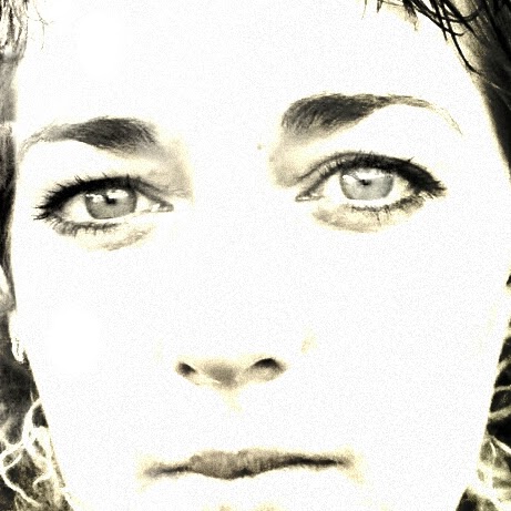 Lorraine Walsh Photo 17