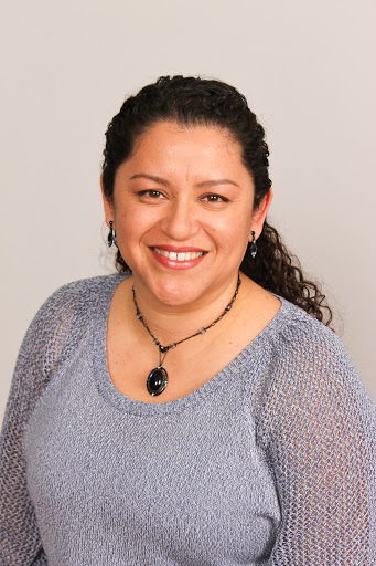 Stephanie Chavez Photo 16