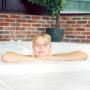 Kimberly Howie Photo 11