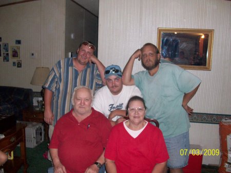 Betty Hooper Photo 11