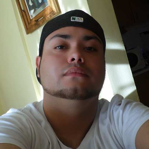Carlos Saez Photo 10