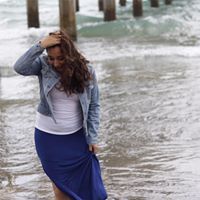 Abigail Diaz Photo 4
