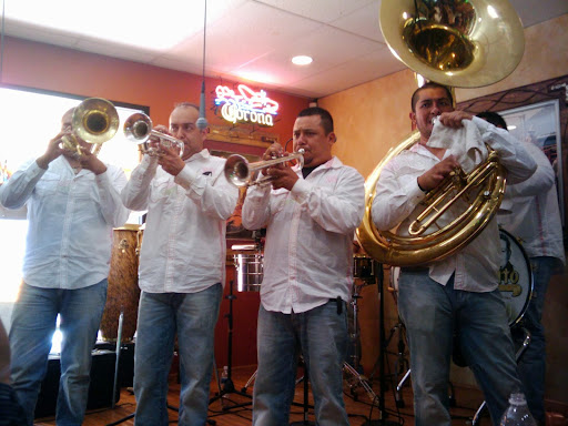 Efrain Quezada Photo 16