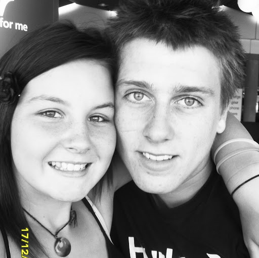 Leah Brown Photo 12