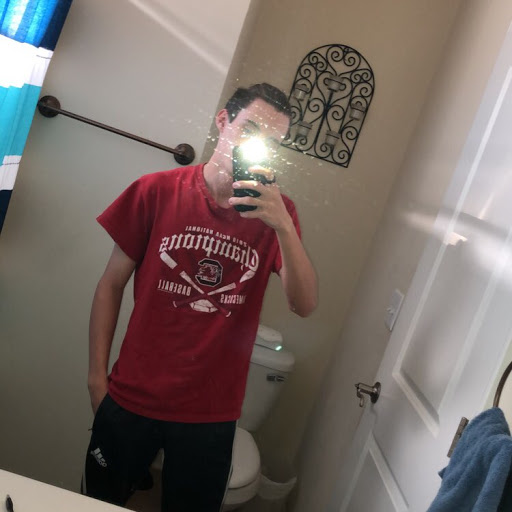 Logan Murphy Photo 14