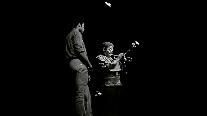 Jon Gillespie Photo 29