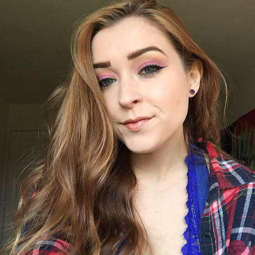 Hannah Stout Photo 14