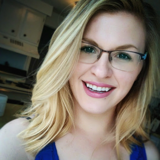 Anna Blake Photo 13