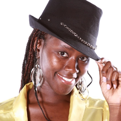 Desiree Green Photo 12