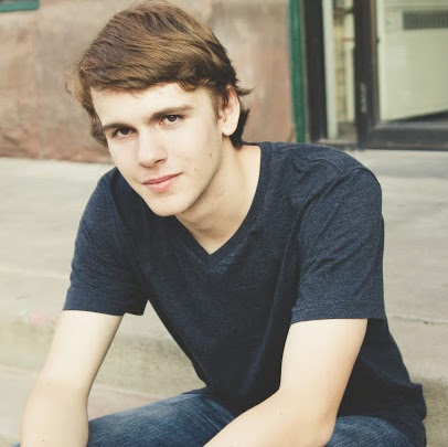 Casey Carlson Photo 13