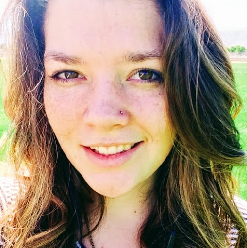 Tori Cox Photo 9