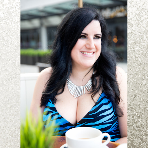 Nikki Stephens Photo 11