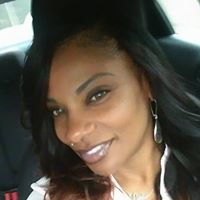 Nicole Mills Photo 6
