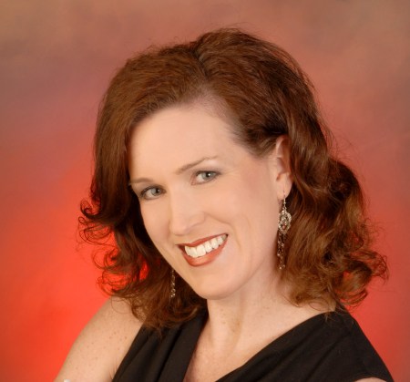 Elizabeth Purcell Photo 18
