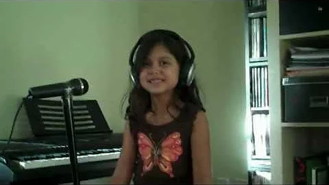 Lisa Navarro Photo 39