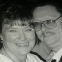 Suzanne North Photo 8