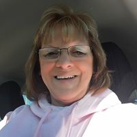 Elizabeth Walter Photo 7