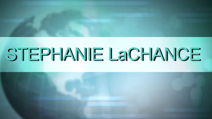 Stephanie Lachance Photo 32