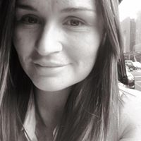 Jennifer Coogan Photo 8
