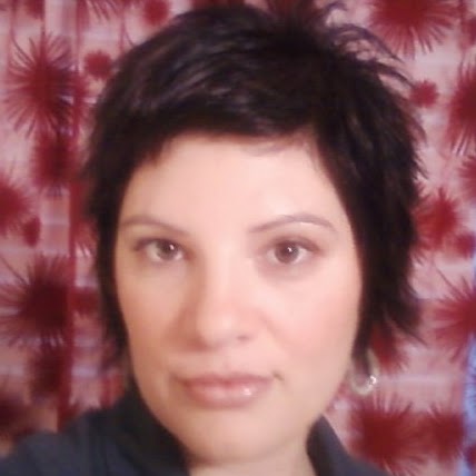 Natalie Hart Photo 15