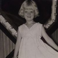 Teresa Almond Photo 8