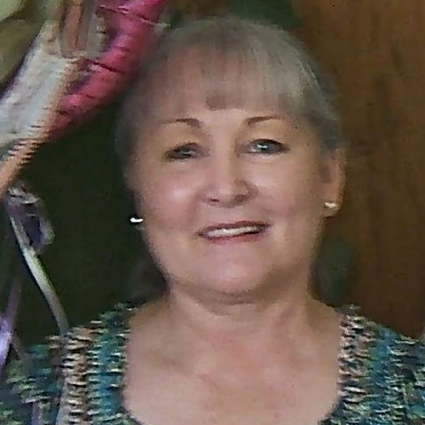 Glenda Davis Photo 13