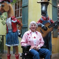 Gloria Hooper Photo 2