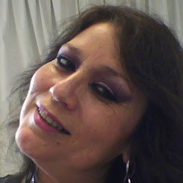 Rebeca Fuentes Photo 15