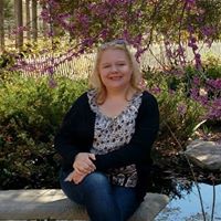 Amy Mcintyre Photo 8