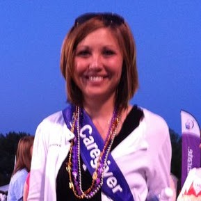 Jennifer Thomason Photo 15