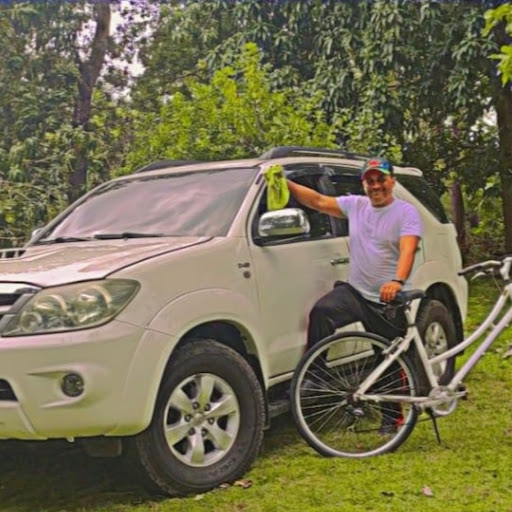 Jose Roche Photo 10