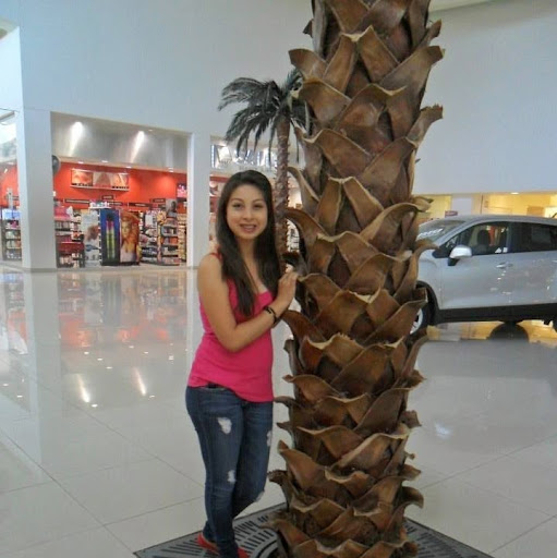 Brenda Cota Photo 9