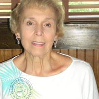 Elizabeth Nace Photo 1