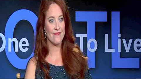 Melissa Archer Photo 37