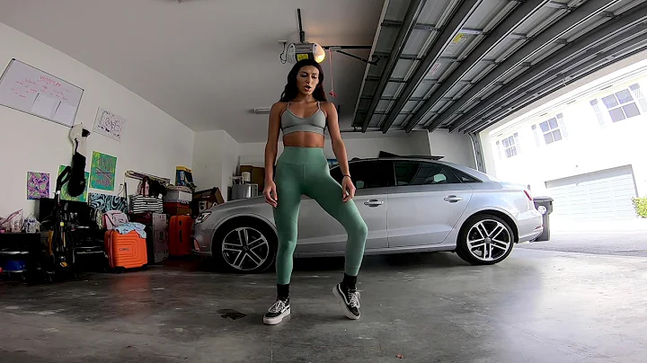 Elena Cruz Photo 39