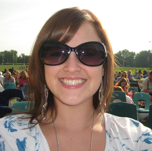 Stephanie Tracy Photo 13