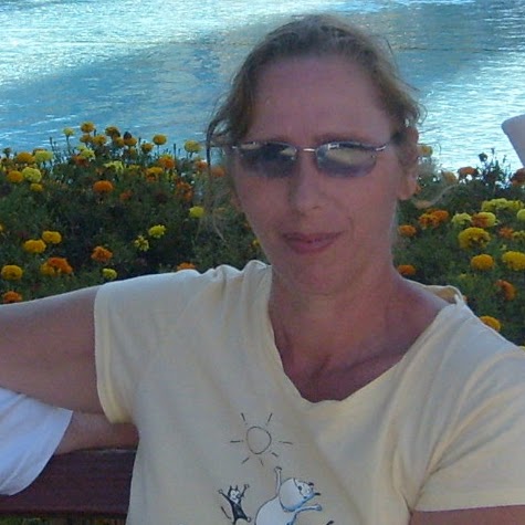 Candi Murphy Photo 9