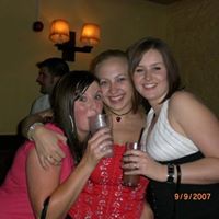 Laura Rees Photo 7