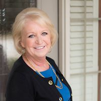 Elaine Edwards Photo 6