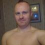 Christopher Holmes Photo 30